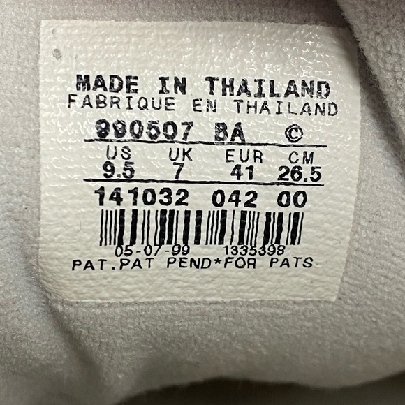 Vintage 1999 GTS womans nikes white MINT - Picture 7 of 8